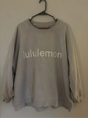 Lululemon Oversized Crewneck Sweatshirt in Cream